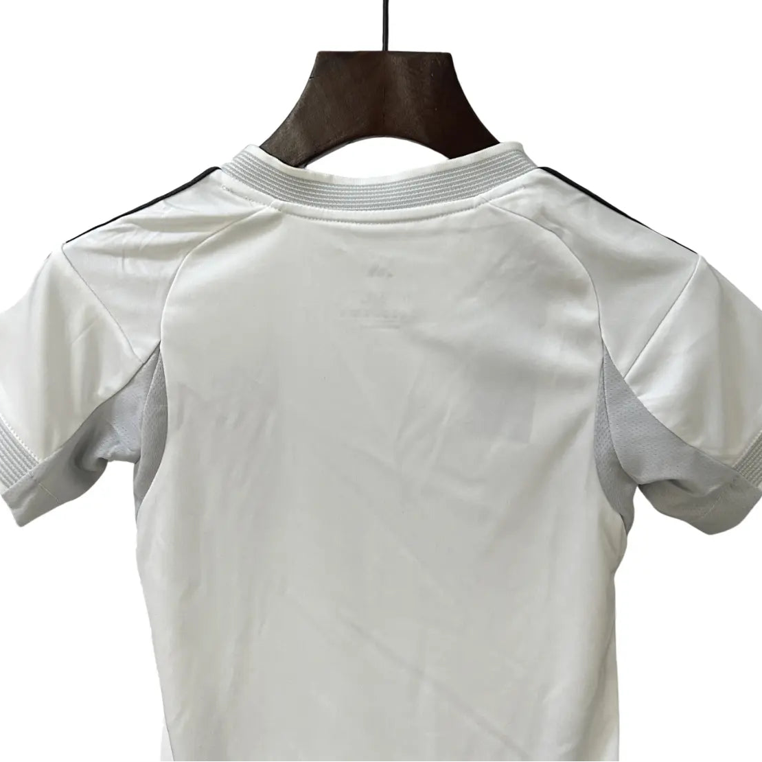 Conjunto Infantil Real Madrid 2025/26 Home