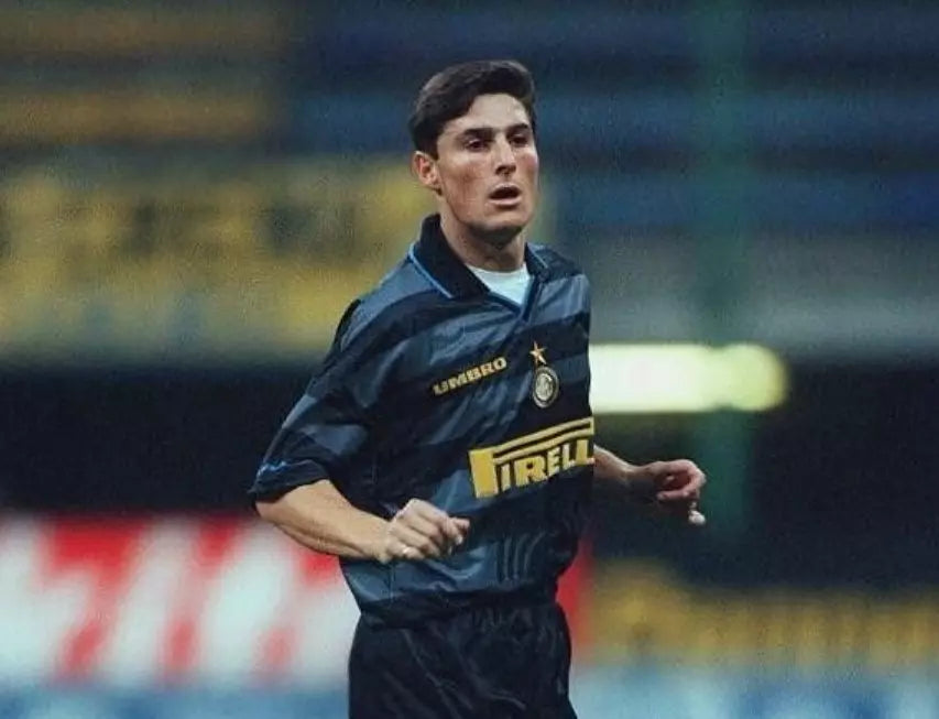 Camisa Inter de Milão 2004/05 Third - #4 ZANETTI - Tamanho XGG (2XL)