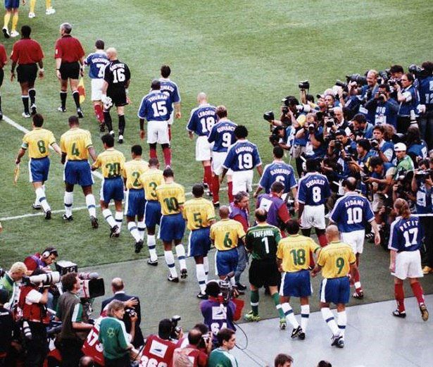 Copa do Mundo de 1998: o brilho de Zidane, o drama do Brasil e camisas inesquecíveis