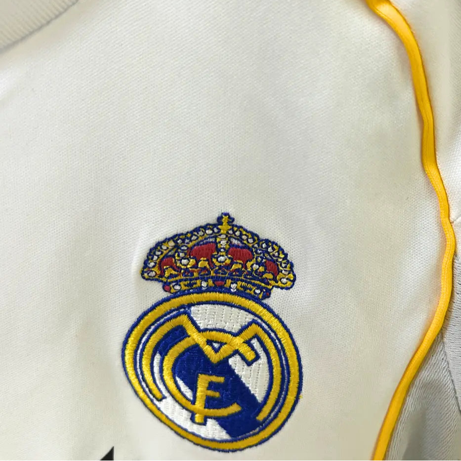 Conjunto Infantil Real Madrid 2025/26 Home