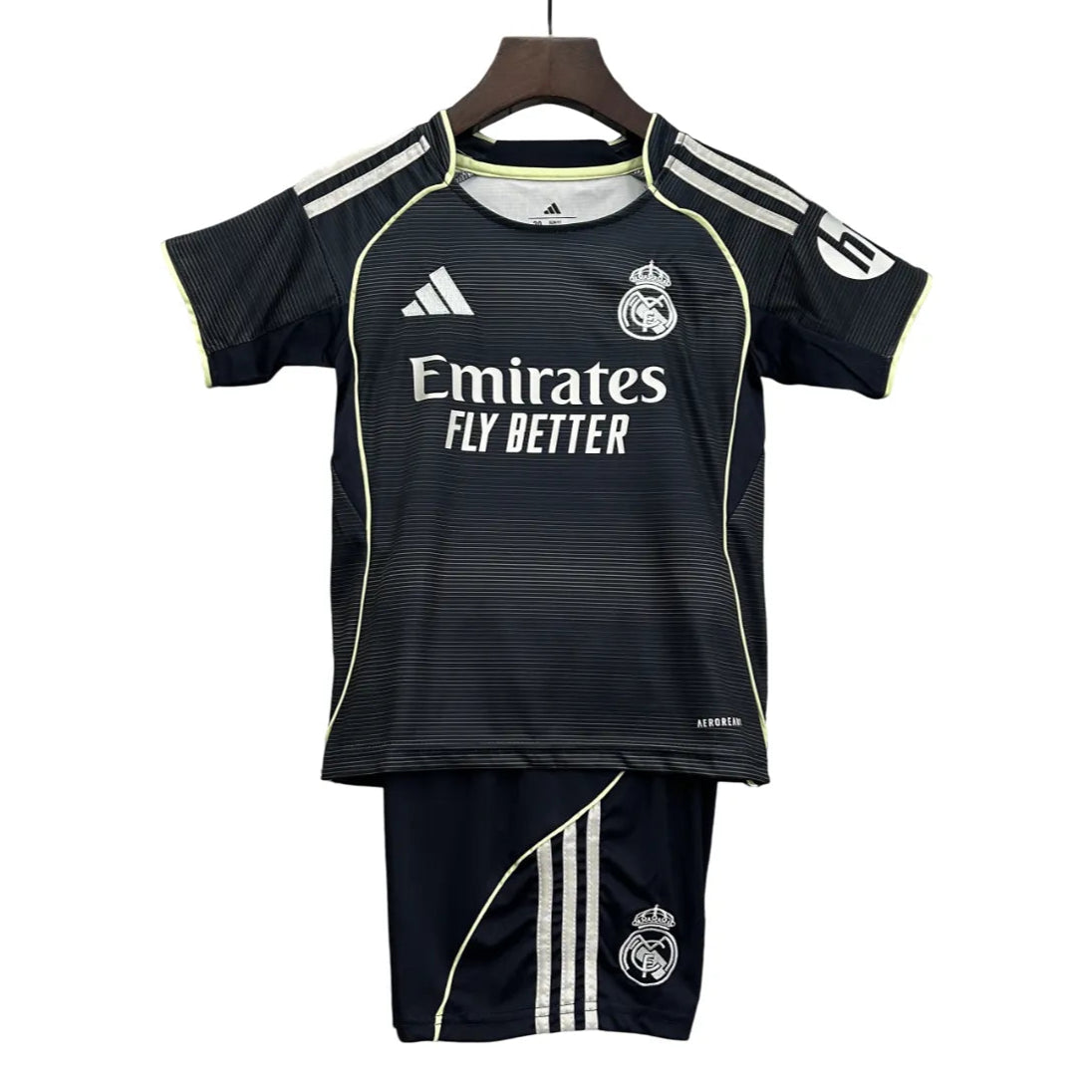 Conjunto Infantil Real Madrid 2025/26 Away